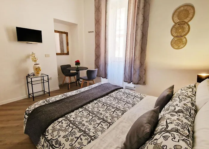 Myomax Hospety Group *