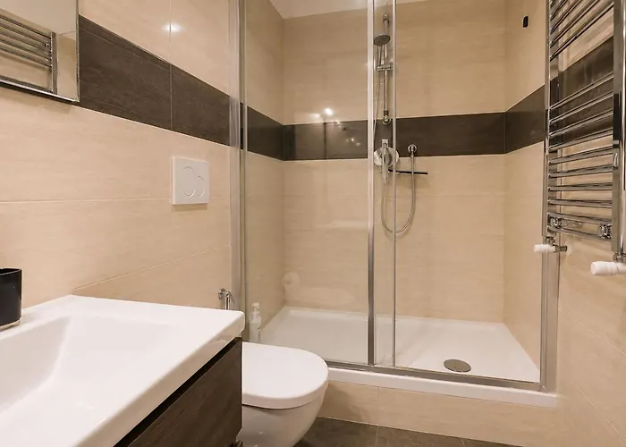 Myomax Hospety Group Guest house